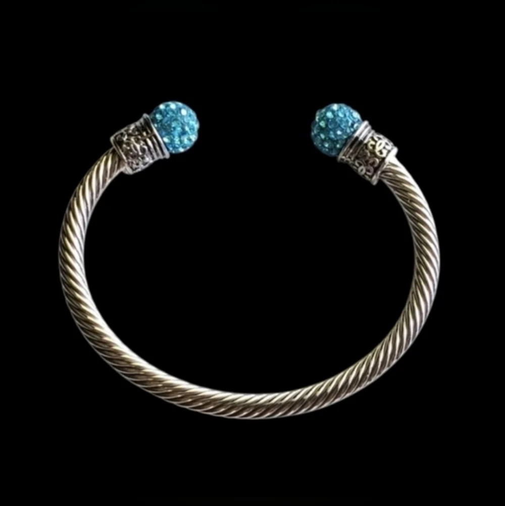 Cable Bracelet with Blue Accents - Picture 4 of 4